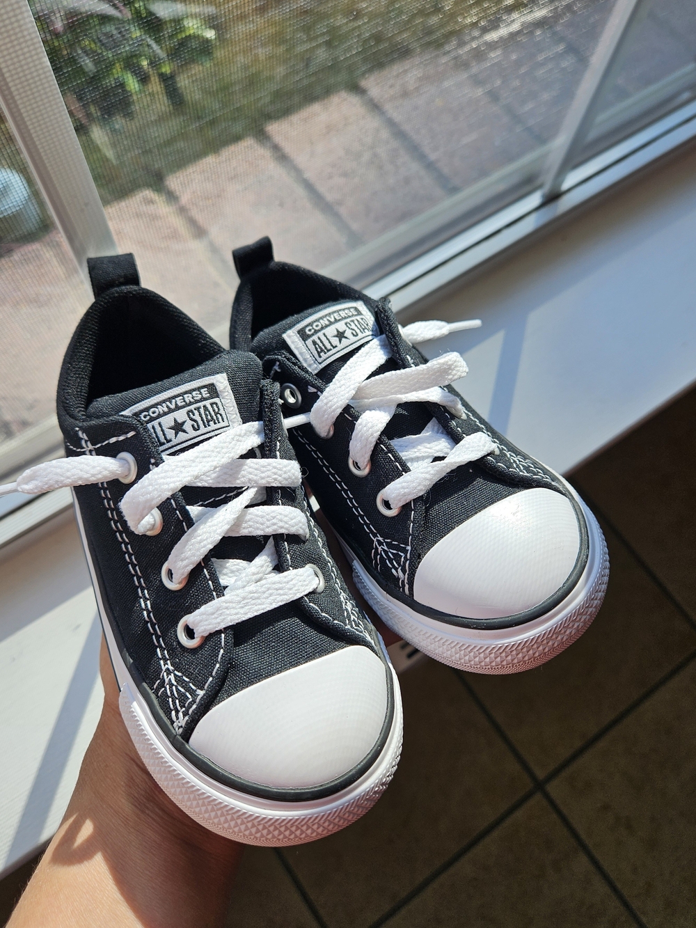 Converse All Star Black White Shoes Toddler Size 8 Sneakers